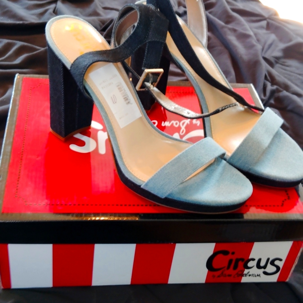 Circus womens shoes